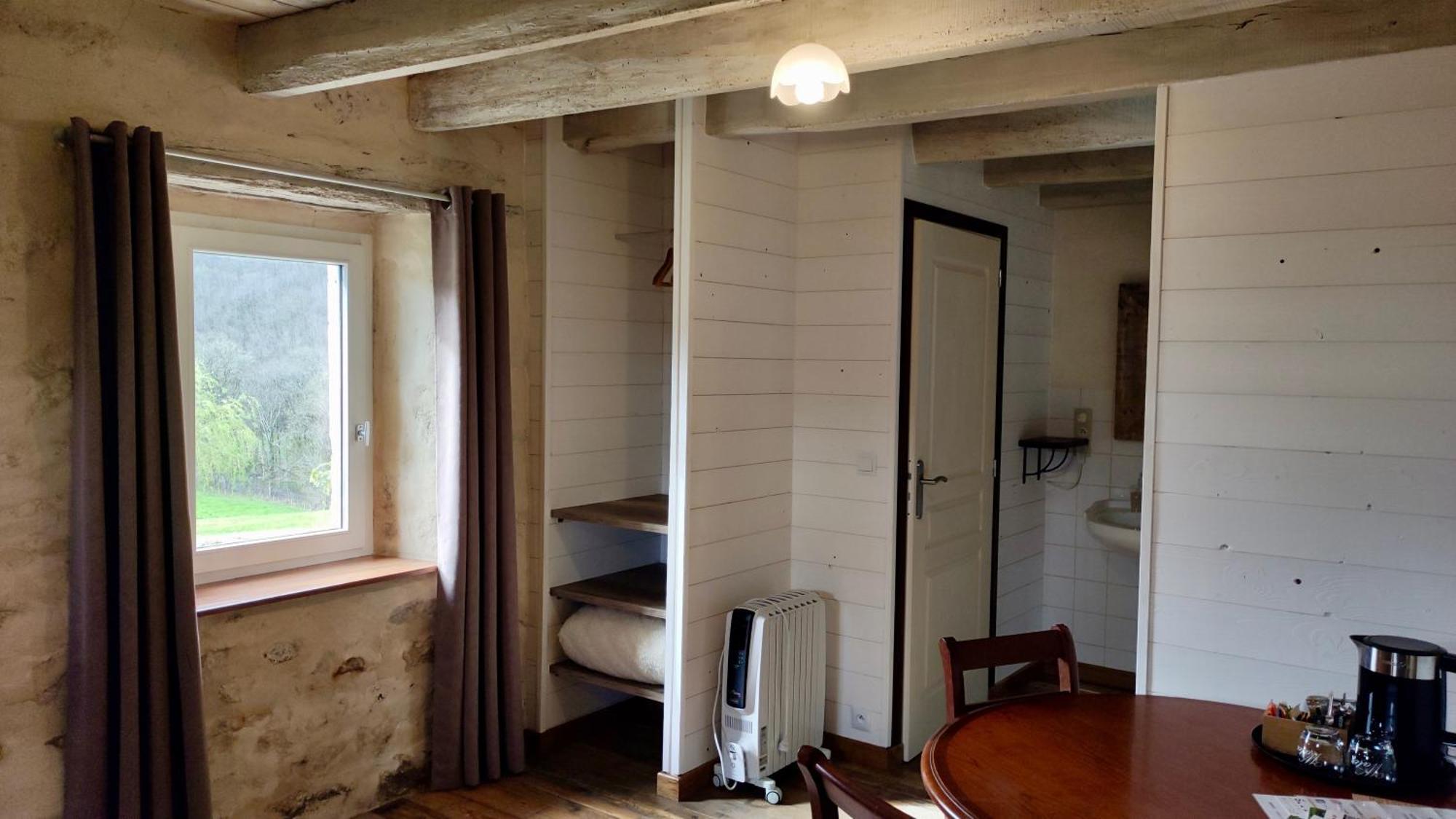 Les 5 Petits Lapins Bed & Breakfast Bar Exterior photo